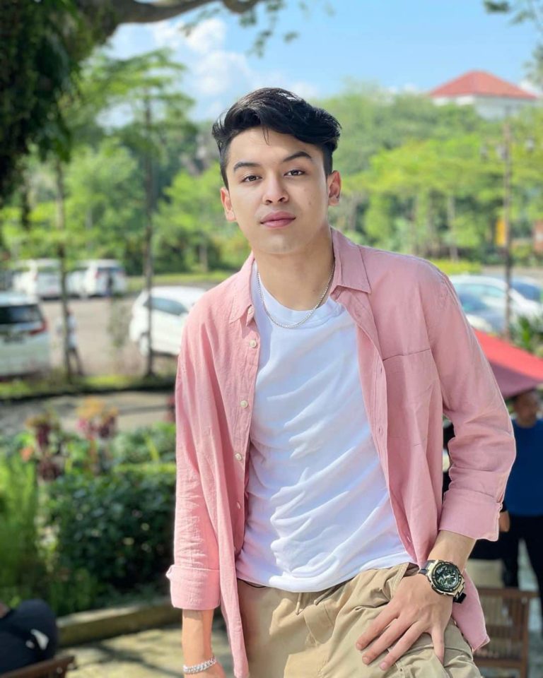 Asyraf Jamal Biodata Profil Fakta Umur Agama Pacar Karier Hot Sex Picture