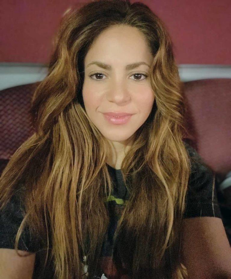 Shakira Biodata Profil Fakta Umur Agama Pacar Karier