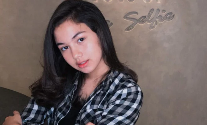 Ini Dia Agama Dan Biodata Saskia Chadwick Si Artis Cantik Genta