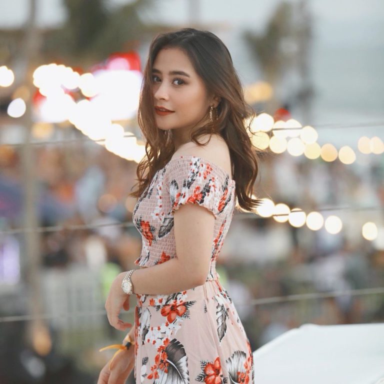 Prilly Latuconsina Biodata Profil Fakta Umur Agama Pacar