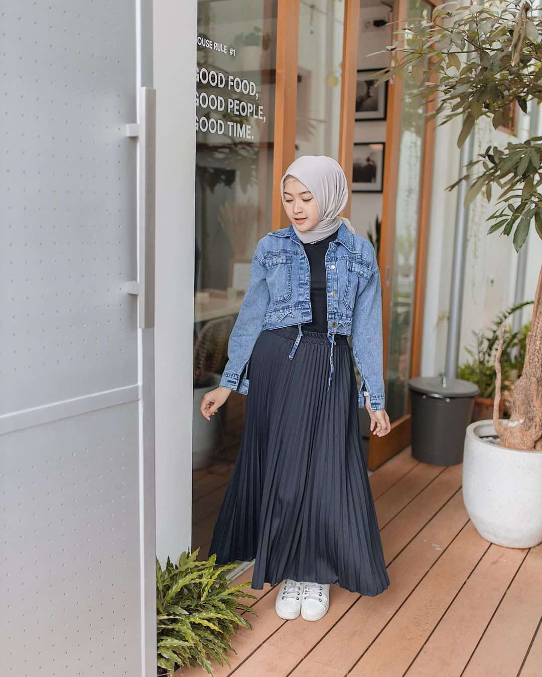 Tetap Stylist 10 Gaya Fashion Hijab Yang Cocok Untuk