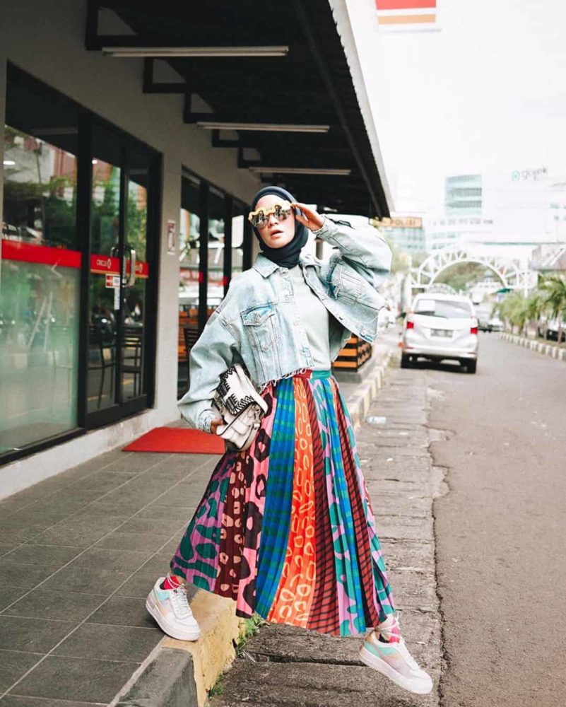 Tetap Stylist, 10 Gaya Fashion Hijab yang Cocok untuk Aktivitas Outdoor