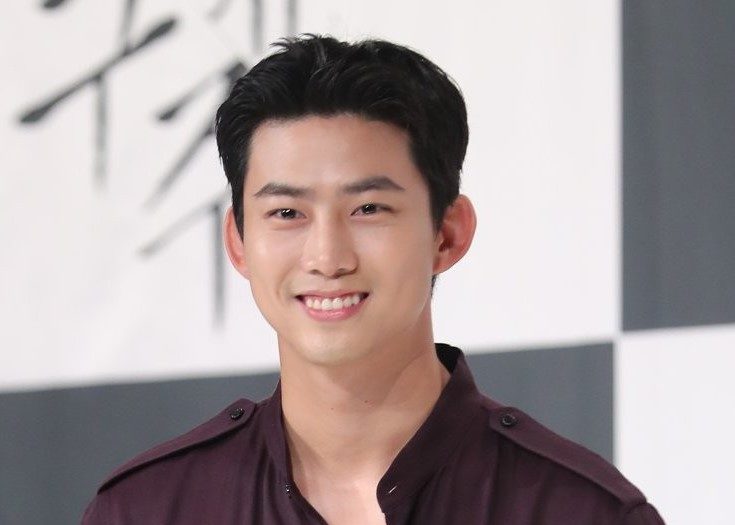 Ok Taecyeon - Biodata, Profil, Fakta, Agama, Umur, Pacar, Drama, Film