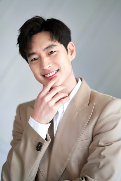 Lee Je Hoon Biodata Profil Fakta Umur Agama Pacar Single Drama