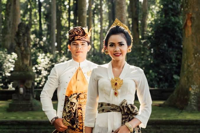 Jenis Pakaian Adat Bali Unik Dan Penuh Filosofis Dailysia