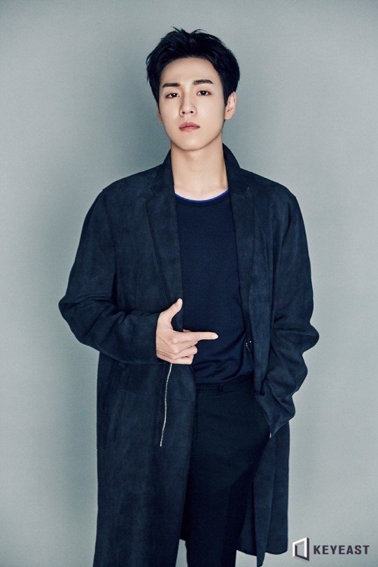 Biodata, Profil, dan Fakta Lee Hyun Woo