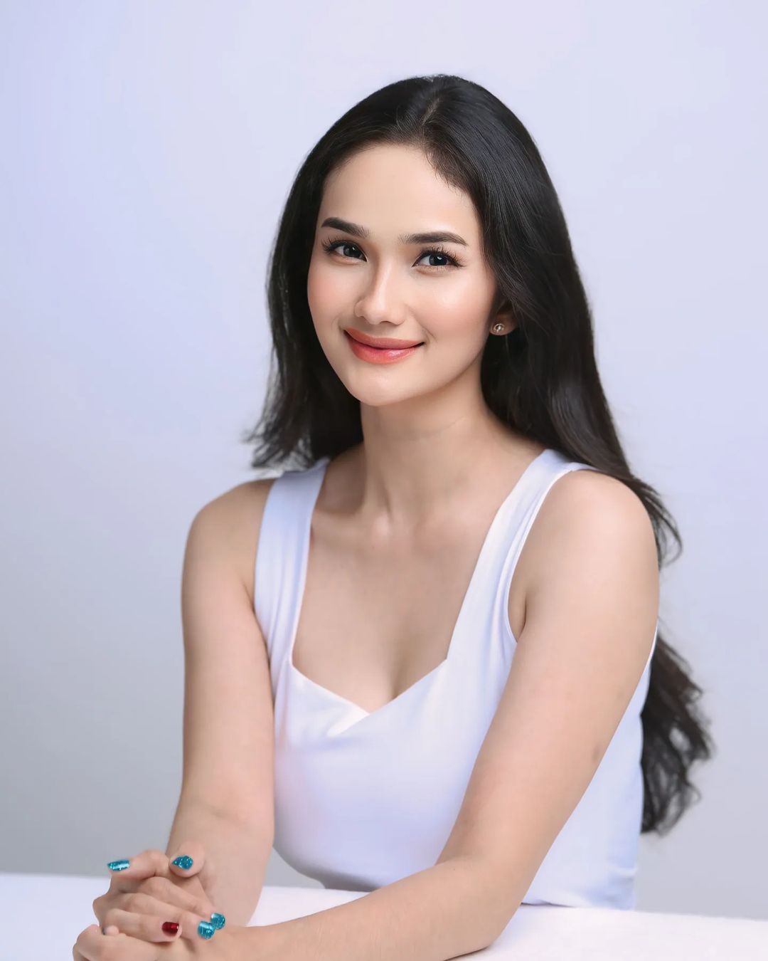 Faby Marcelia - Biodata, Profil, Fakta, Umur, Agama, Suami, Karier